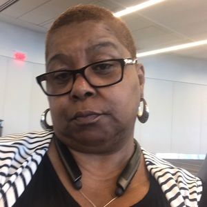 Meet your Posher, Beverly